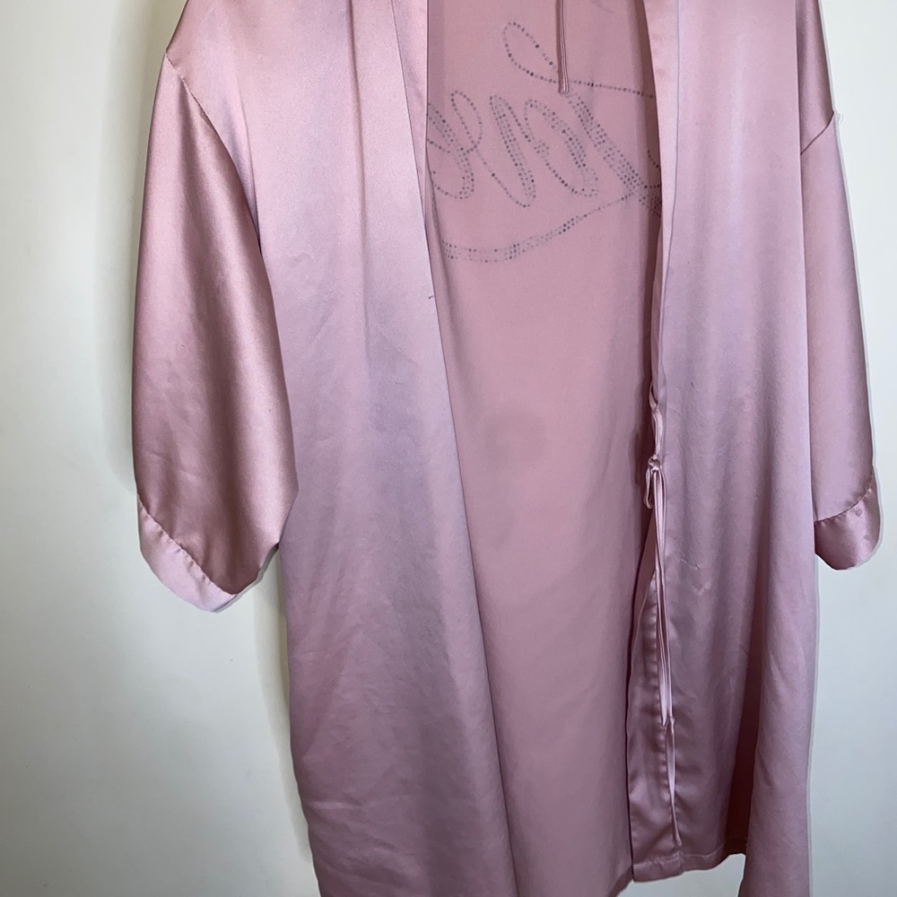 Satin Victoria Secret Robe - Picture 4 of 4